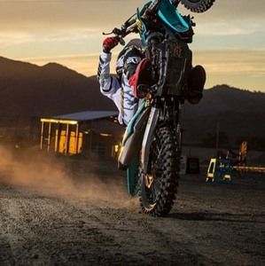 Meet your Posher, Eli